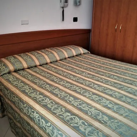 Hotel Linda - Family - Nuova Costruzione Antisismica 3*
