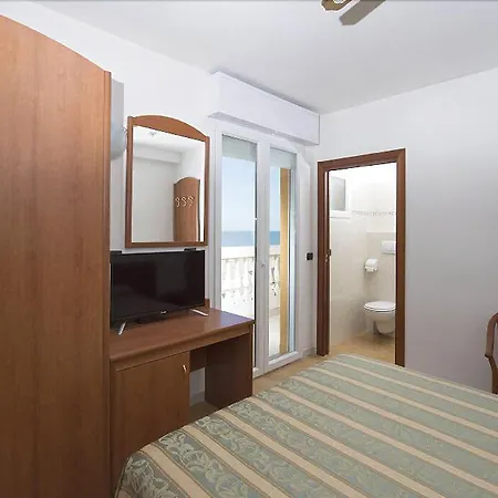 Linda - Family - Nuova Costruzione Antisismica Hotel 3*
