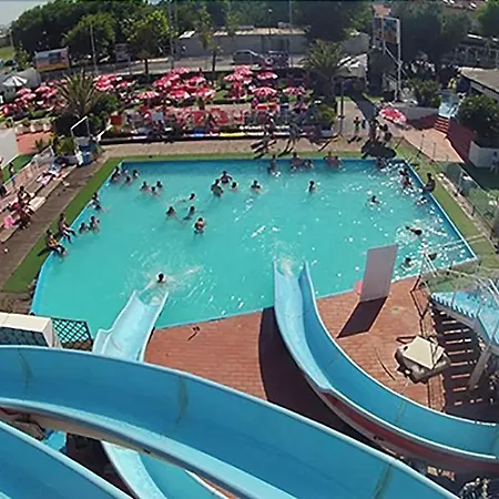 Hotell Linda - Family - Nuova Costruzione Antisismica 3*