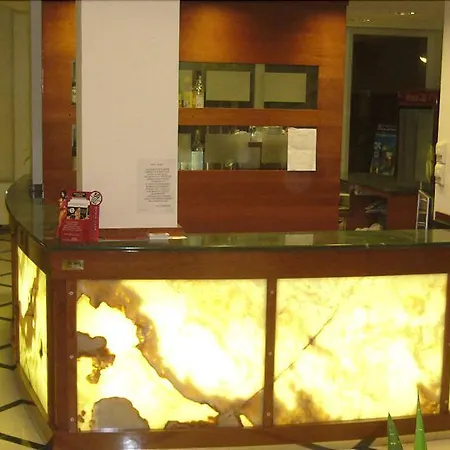 Linda - Family - Nuova Costruzione Antisismica Hotell Riccione