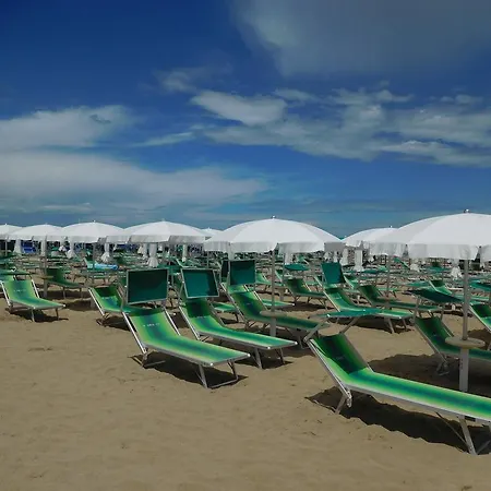Linda - Family - Nuova Costruzione Antisismica Hotell 3*