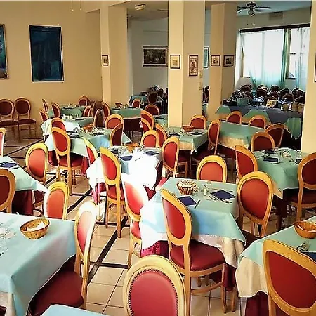 Linda - Family - Nuova Costruzione Antisismica Hotel