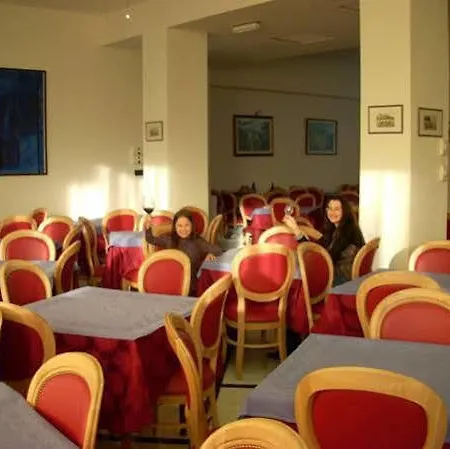 Linda - Family - Nuova Costruzione Antisismica Hotel