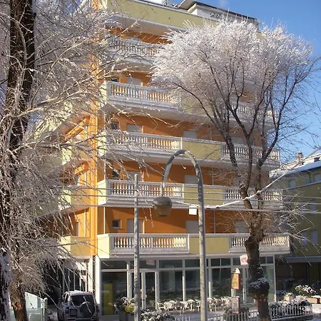 Hotell Linda - Family - Nuova Costruzione Antisismica Riccione