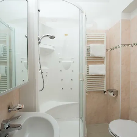 Hotell Linda - Family - Nuova Costruzione Antisismica Riccione